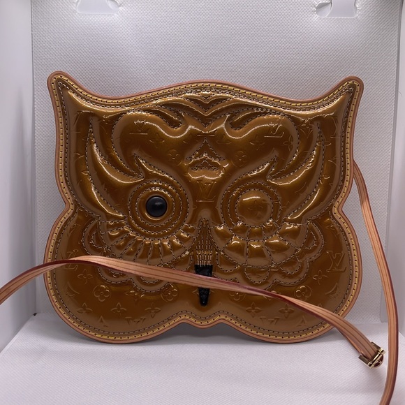 Limited Edition Louis Vuitton Vernis Pochette Conte de Fees Owl - Picture 4 of 8